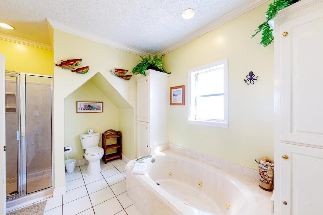 Surf N' Turf Villa Dauphin Island Exterior photo